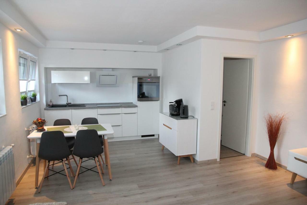 Neue Und Moderne Ferienwohnung Мильгейм-на-Руре Экстерьер фото